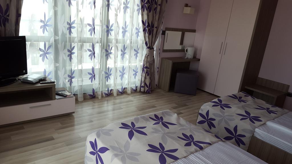 ביאלה Iva Resort חדר תמונה